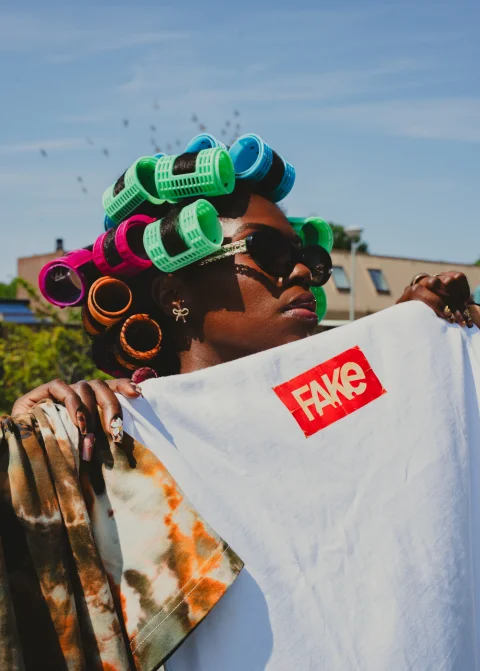 fake-05